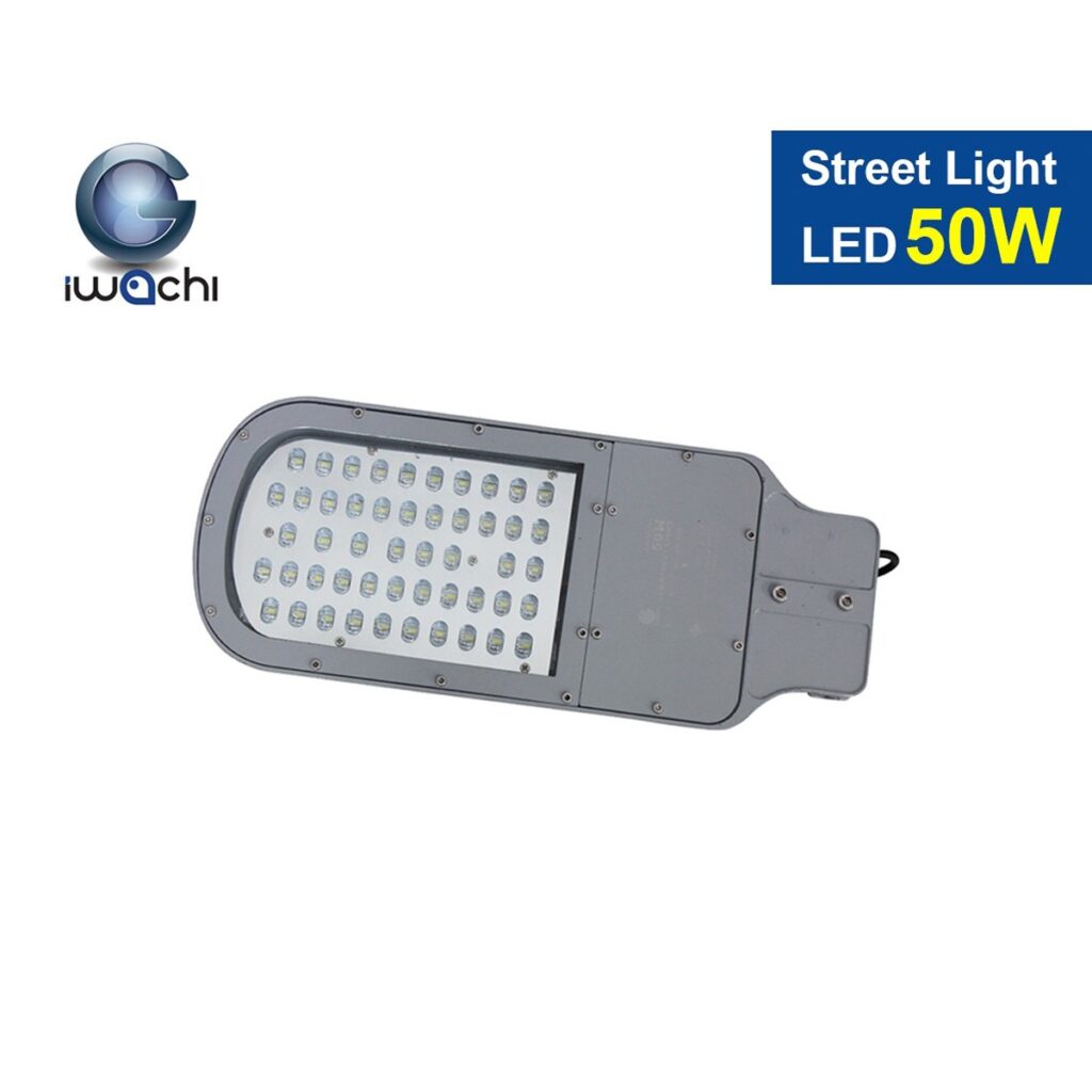 โคมไฟถนน led street light 50w แสงเดย์ไลท์ iwachi