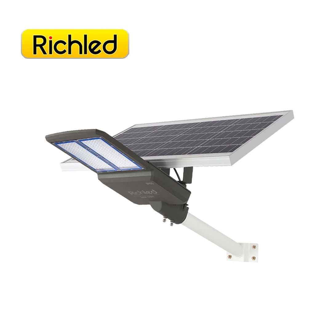 โคมไฟถนนโซล่าเซลล์ LED 200W RICHLED PRO II